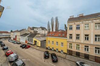 Thumbnail von Fully renovated house with 4 units and an unfinished attic, near Sternwartepark.