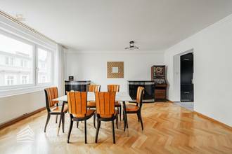 Thumbnail von Fully renovated house with 4 units and an unfinished attic, near Sternwartepark.