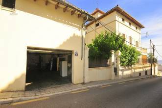 Thumbnail von Spacious house in Mallorcan style in the first row to the sea