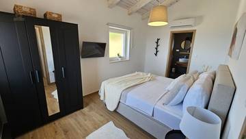 Thumbnail von Mediterranean villa with swimming pool and sea view