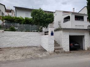 Thumbnail von Renovated multi-family house in second row to the sea, Drage