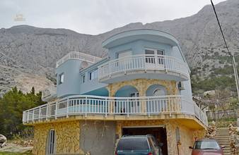 Thumbnail von House with a beautiful sea view, Baska Voda region