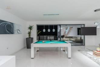 Thumbnail von Luxurious semi-detached house with swimming pool and panoramic sea view