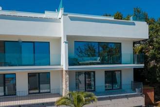 Thumbnail von Luxurious semi-detached house with swimming pool and panoramic sea view