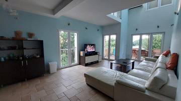 Thumbnail von House with sea view