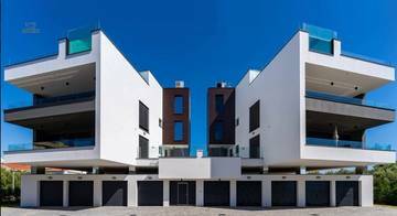 Thumbnail von Luxurious penthouse with rooftop pool near the sea