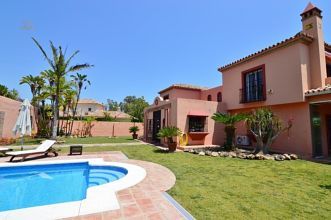Thumbnail von Luxus-Villa in Guadalmina Baja R2559869