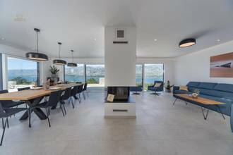 Thumbnail von Modern luxury villa with pool and sea view