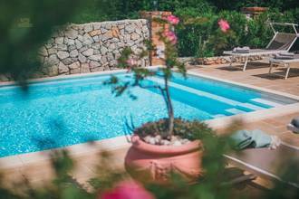 Thumbnail von Mediterranes Haus mit Pool nahe dem Meer