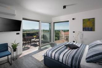 Thumbnail von Modern villa with swimming pool and tennis court, Porec region