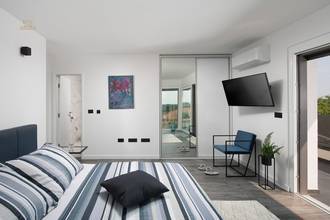 Thumbnail von Modern villa with swimming pool and tennis court, Porec region