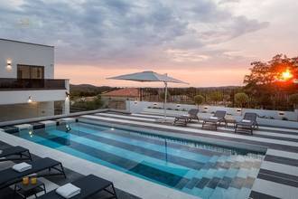 Thumbnail von Modern villa with swimming pool and tennis court, Porec region