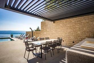 Thumbnail von Modern villa with swimming pool and beautiful sea view