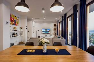 Thumbnail von Modern villa with swimming pool and beautiful sea view