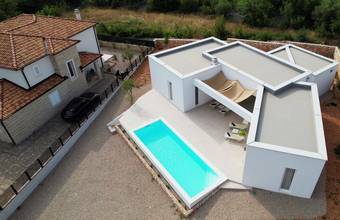 Thumbnail von Moderne Villa mit Pool in ruhiger Lage