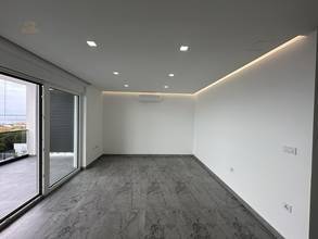 Thumbnail von Modern apartment with a beautiful view of the sea