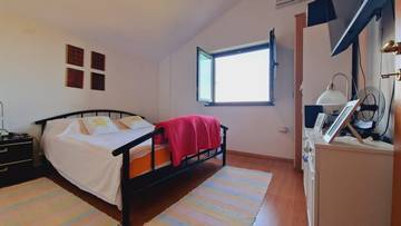 Thumbnail von House in a quiet location with a beautiful sea view