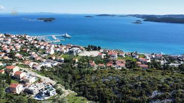 Thumbnail von Large property with beautiful sea view