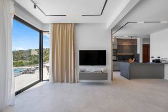 Thumbnail von Modern new-build villa with swimming pool and panoramic sea view, Trogir region