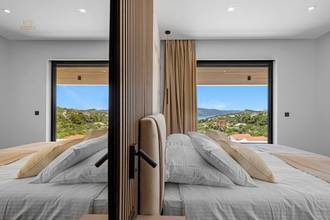 Thumbnail von Modern new-build villa with swimming pool and panoramic sea view, Trogir region