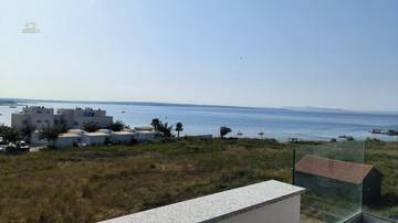 Thumbnail von Modern villa with swimming pool and sea view