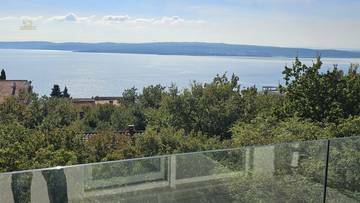 Moderne Maisonettewohnungen mit schönem Meerblick
