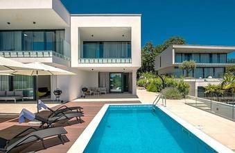 Thumbnail von Moderne Doppelhaushälfte mit Pool und Meerblick, Region Opatija