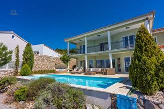 Thumbnail von Mediterrane Villa mit Swimmingpool in attraktiver Lage