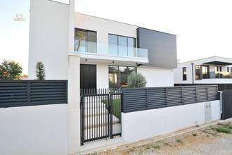 Moderne Villa mit Swimmingpool