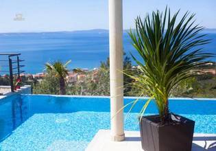 Thumbnail von Two modern villas on a property - with a beautiful sea view