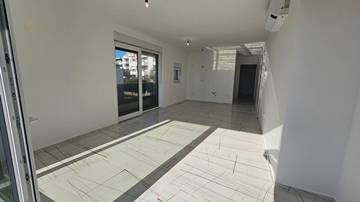 Thumbnail von Moderne Wohnung im obersten Stockwerk
