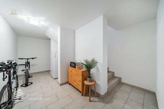Thumbnail von Modernes, möbliertes Einfamilienhaus mit Garten und Pool in Ruhelage