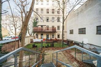 Thumbnail von Charmante Garconniere mit eigenem Garten – Ihre grüne Oase mitten in der Stadt