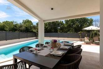 Thumbnail von Moderne Villa mit Pool, Dachterrasse und Blick auf das Meer - Region Porec