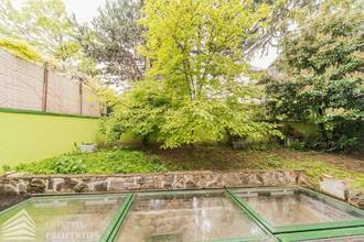 Thumbnail von Luxurious 12-room villa with wellness area near Gersthof