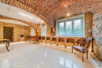 Thumbnail von Luxurious 12-room villa with wellness area near Gersthof