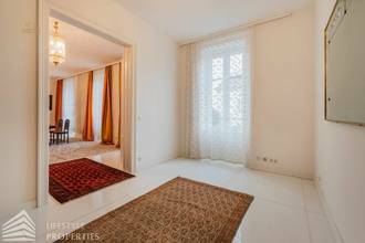 Thumbnail von Luxurious 12-room villa with wellness area near Gersthof