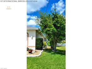Thumbnail von ***FLORIDA: EFH in Cape Coral - mit eigenem Pool und Seeblick***