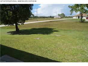 Thumbnail von ***CAPE CORAL: Modernes EFH mit Wintergarten***
