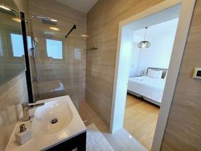 Thumbnail von Modern villa with sea view