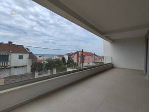 Thumbnail von Modern new-build apartment near the sea