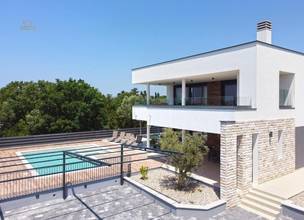 Thumbnail von Modern villa with pool and sea view near Fazana, Pula region