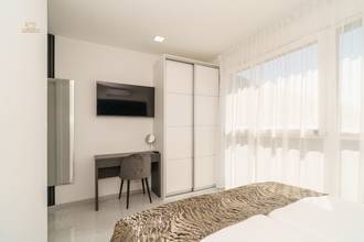 Thumbnail von Modern villa with swimming pool and sea view in a quiet location