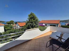 Thumbnail von House with two apartments near the sea, Rogoznica region