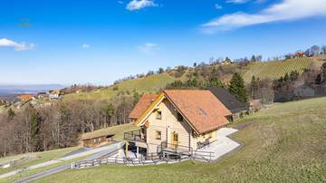 Thumbnail von Blockhouse Chalet A with a breathtaking view in an idyllic peaceful location