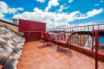 Thumbnail von Townhouse with 4 studios and a rooftop terrace with sea view