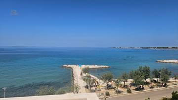 Modernes Appartement in der 1. Reihe zum Meer