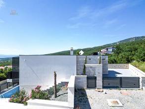 Thumbnail von Modern villa with pool and beautiful sea view