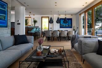 Thumbnail von Luxury villa in an exceptional location with views of the old town and the sea