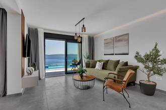 Thumbnail von Luxurious semi-detached house with swimming pool - directly on the beach